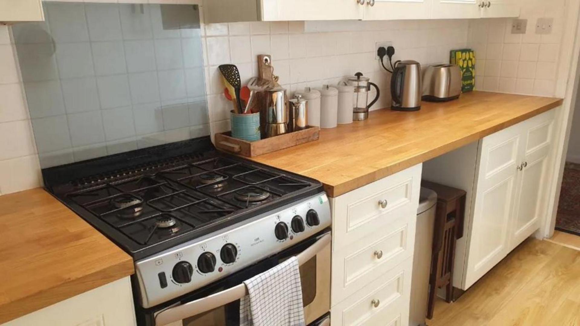 Charming 3 Bedroom Apartment In The Heart Of Vibrant Old Town 爱丁堡 外观 照片